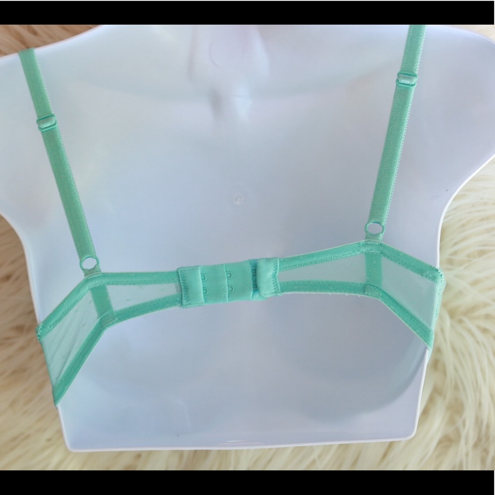 VS Dream Angels Plunge/Push Up/Padded Bra - Picture 8 of 8